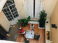 Lopez Hostel & Suites