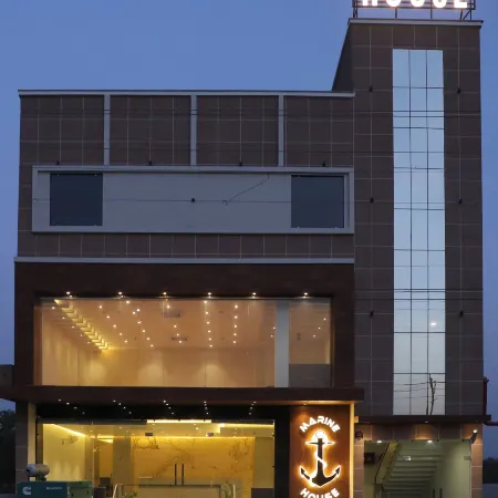 HOTEL MARINE HOUSE