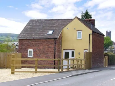 Manor Cottage