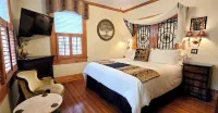Pettigru Place Bed & Breakfast Hotels in Greenville