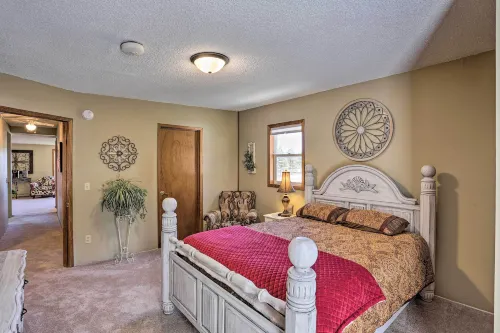 Hill City Hideaway Near Mt Rushmore and Hiking - 3-Star