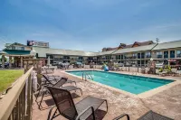 Mountain Breeze Motel - Mountain view