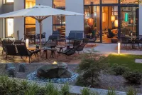 Motel One Düsseldorf Hauptbahnhof - parcheggio