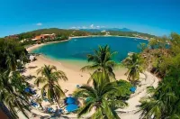 Hotel Guivá Huatulco فنادق في Crucecita