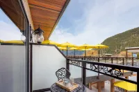 Harrison Grand Motel Hotels in Harrison Hot Springs