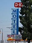DK Motel - Motel