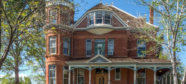 Lumber Baron Inn Hotels in Denver