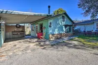 Cozy 'Story Book Barn Cottage' w/ Scenic View