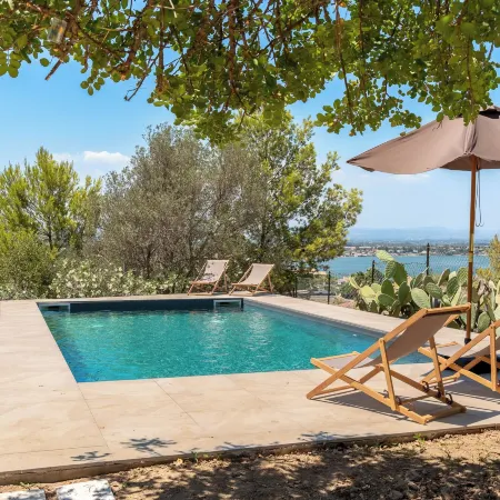 Galatea e Giardino Delle Esperidi Apartments with Pool by Wonderful Italy
