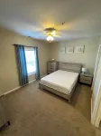 2 bedroom - pool and parking in central Lewes Hotels near Outlets Delaware