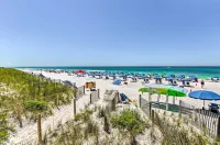 Classy Resort Condo w/ Balcony: Walk to Beach