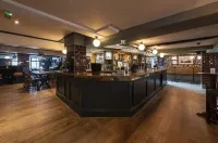 Wilmslow Lodge Hotels in Handforth