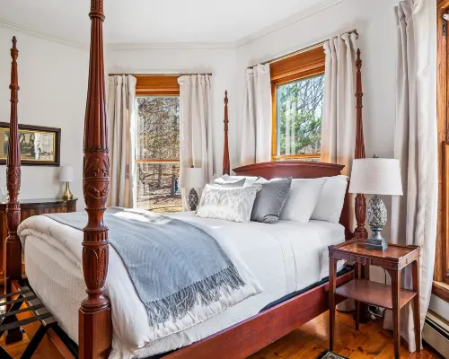 Stratton Creek Inn Hotels in Newfield