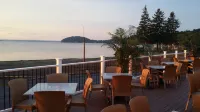 The Nest on Saratoga Lake Hotels in Malta