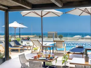 Calla Luxury Seafront Suites