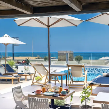 Calla Luxury Seafront Suites
