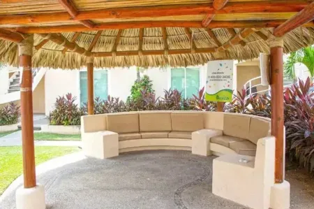 PH Marina Diamante with private Roofgarden Отели рядом с Аэропорт Генерал Хуан Альварес