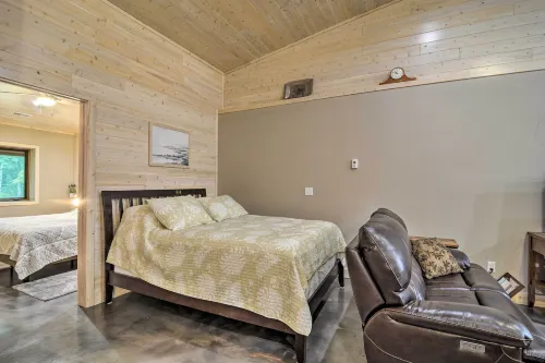 Modern Arcadia Farmhouse on 80 Acres with Fire Pit!