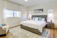 Dog-Friendly Home w/ Pool & Yard in Bradenton - 3-Star