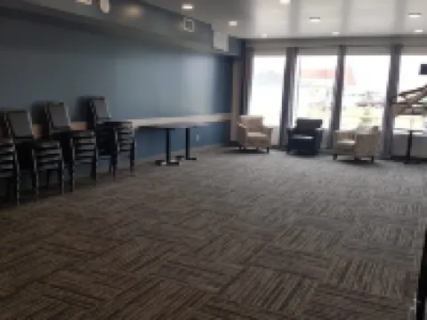 Roadhouse 52 Inn & Suites Hotels in Steinbach