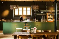 Gut Sonnenhausen GmbH&Co.KG Hotels in Aying