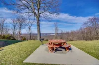 Lake of the Ozarks Vacation Condo w/ Lake View - 3-Star