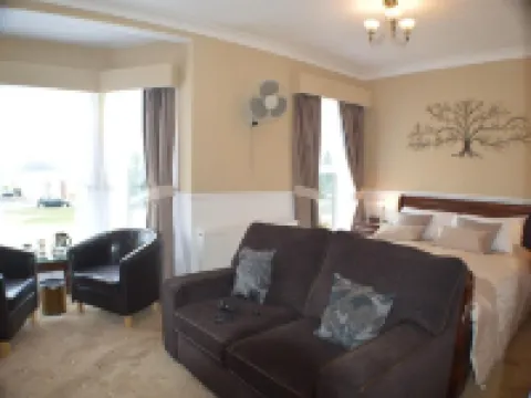 Diadem Hotel - Formerly the Shrewsbury Guest House Các khách sạn ở Great Yarmouth