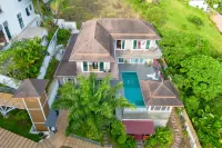 반 와루 시뷰 라와이 비치 호텔