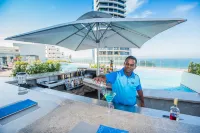 The Capital Pearls Hotel - bar