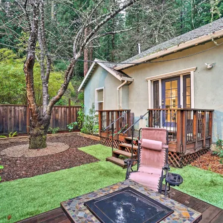 California Cottage < 4 Mi to Redwood Hiking Trails