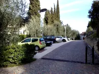 Garda Family House - parking