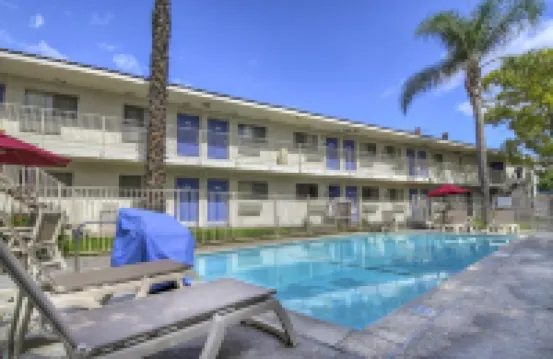 Motel 6 Chino, CA - Los Angeles Ontario