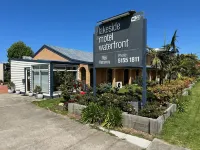 Lakeside Motel Waterfront