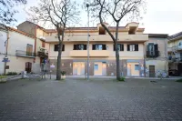 B&B Revolution Bed & Breakfast Hotels in Casola