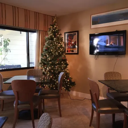 Travelodge by Wyndham Presidio San Francisco Отели рядом с достопримечательностью «Парк Золотые ворота»