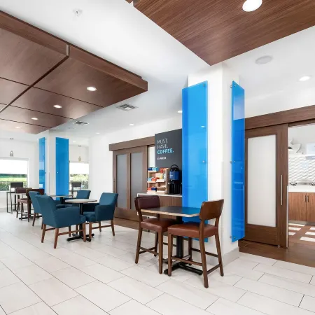 Holiday Inn Express & Suites Conroe I-45 North by IHG