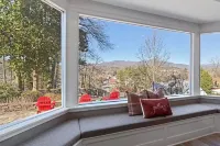 5BR/5.5 Bath/Mountain/City View•Hot Tub•Game Room•Fire Pit•Walk to Polar Express - 4-Sterne