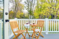 Historical Thurmont Escape w/ Furnished Deck! - Homestays