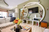 Eretria Panorama Seaview Retreat with Balcony