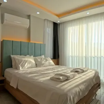 Hillfort Suites Apartotel