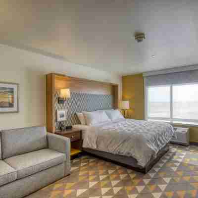 Holiday Inn APPLETON by IHG Rooms