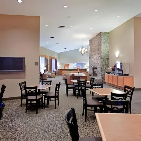 The Lodge at Roseburg