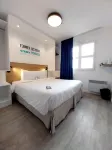 Kyriad Hôtel la Fleche Hotels in Echemire