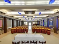 Hotel Amar Hotels in Agra