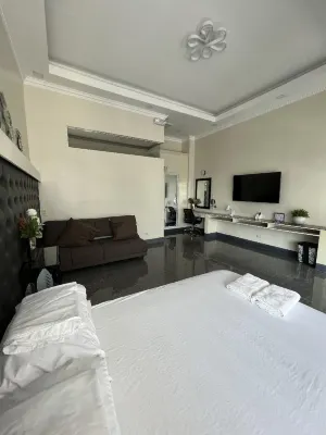 Dampa Poolside Events & Accommodation Hotels in Urdaneta