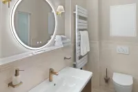 Distillery Apartments - 2-Star