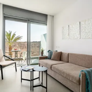 Red Canyon Spa Serene Stay by Sea N' Rent