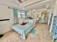 Conch Quest - Right on the Beach and Beautiful Atlantic Ocean Отели в г. 