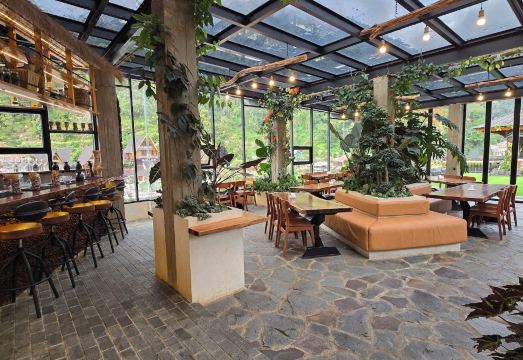 4. 파리반 호텔..