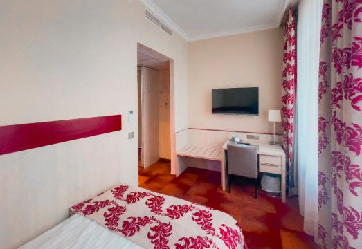 추어 알텐 슈미데